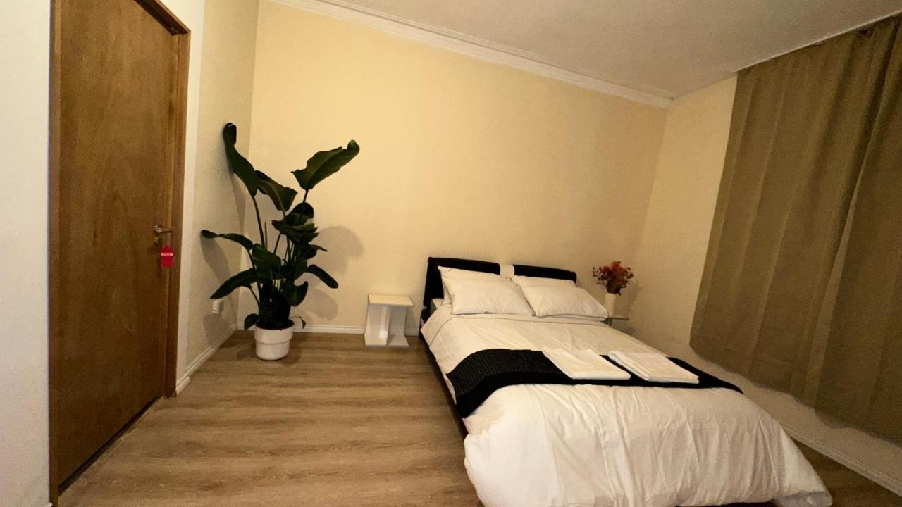 North London A Spacious 7 Bedroom House Accommodating Up To 18 People Complete With Own Gym And Table Tennis Εξωτερικό φωτογραφία