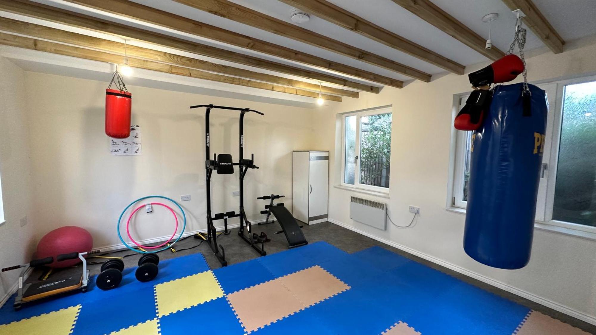 North London A Spacious 7 Bedroom House Accommodating Up To 18 People Complete With Own Gym And Table Tennis Εξωτερικό φωτογραφία
