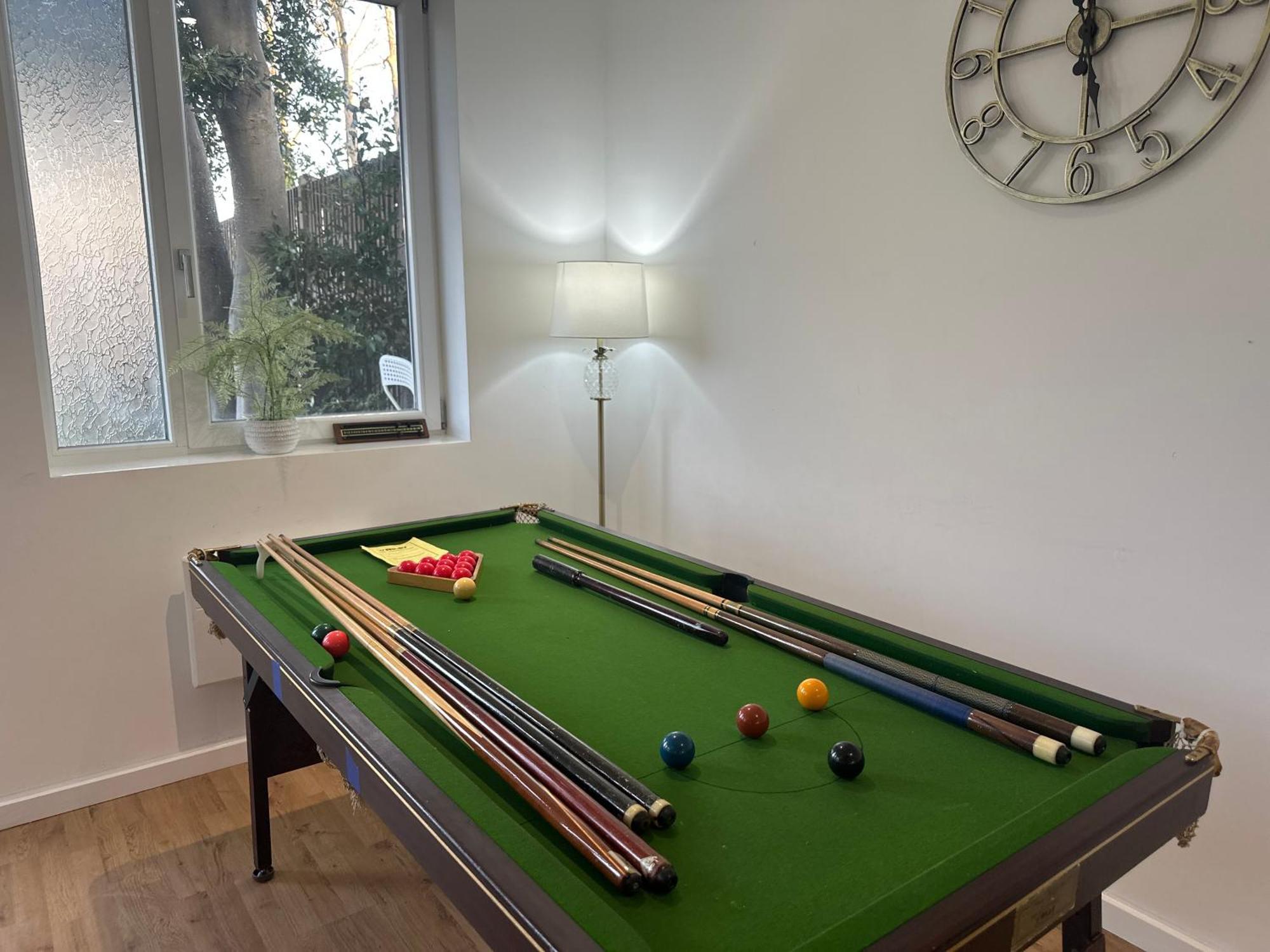 North London A Spacious 7 Bedroom House Accommodating Up To 18 People Complete With Own Gym And Table Tennis Εξωτερικό φωτογραφία